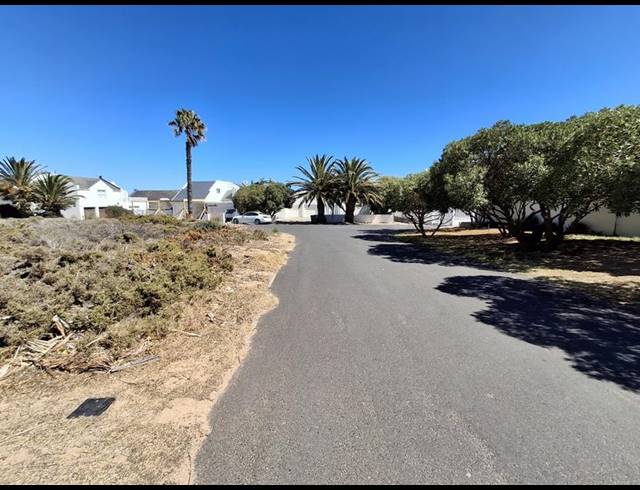 LAND FOR SALE IN GOLDEN MILE